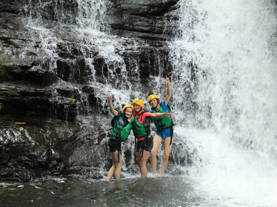 ourists enjoying Costa Rica honeymoon package with nature, adventure, birdwatching and family-friendly experiences