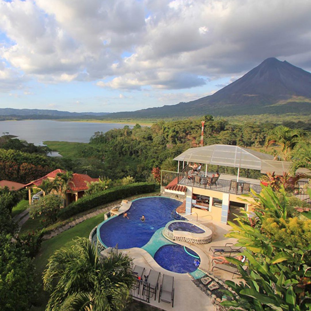 Hotels and lodges in Costa Rica, luxury eco-lodge surrounded by tropical forest, perfect for honeymoons and birdwatching experiences.